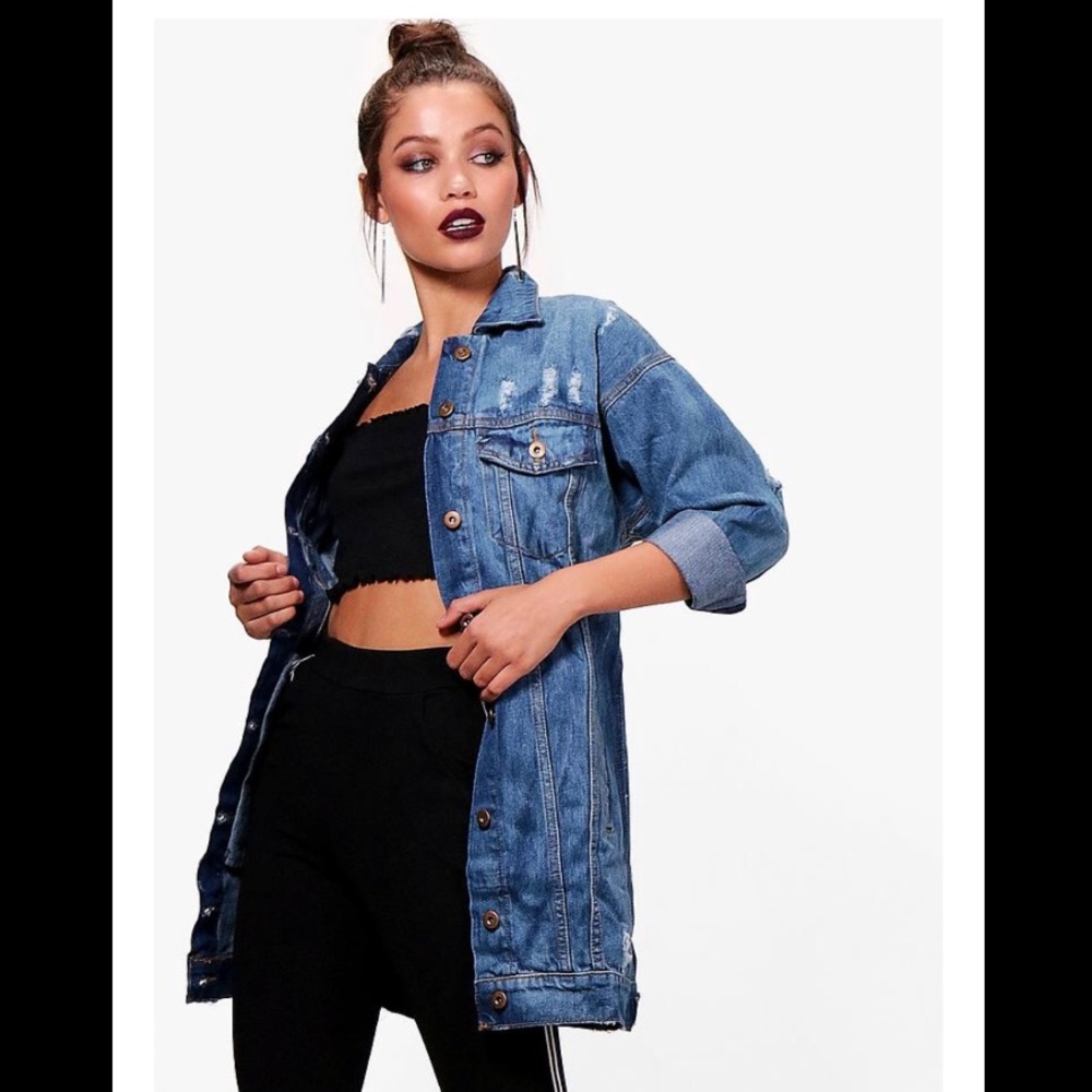 NWT Boohoo long lined oversized denim jacket